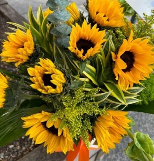 Endless Sunflowers Bouquet